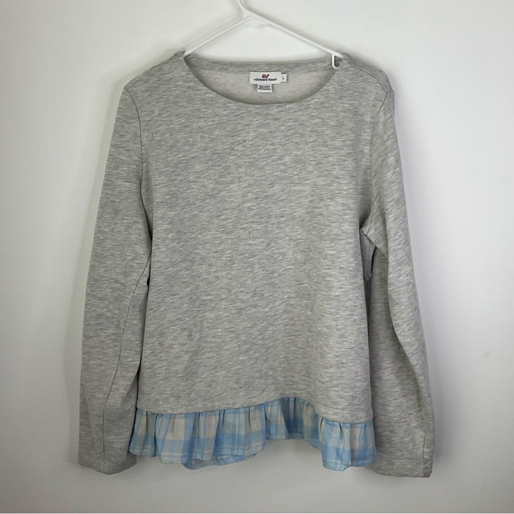 Vineyard Vines women’s Gray Sweater with Blue Plaid Ruffle size large